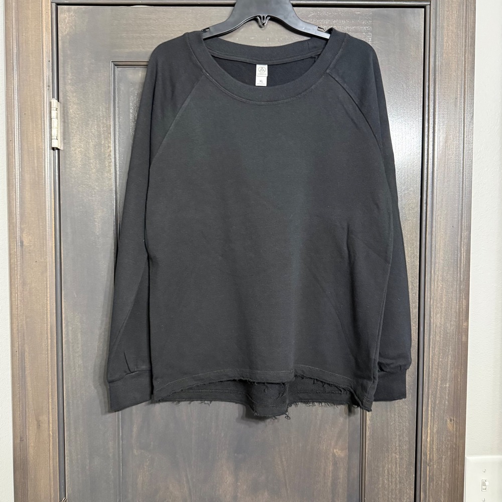 ALTERNATIVE Apparel NWT Black Pullover Sweatshirt Distressed Raw Hem XL